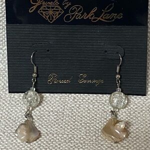 Park Lane Dangle Earrings Cracked Style & Pearlescent Stone Silver Tone Wire